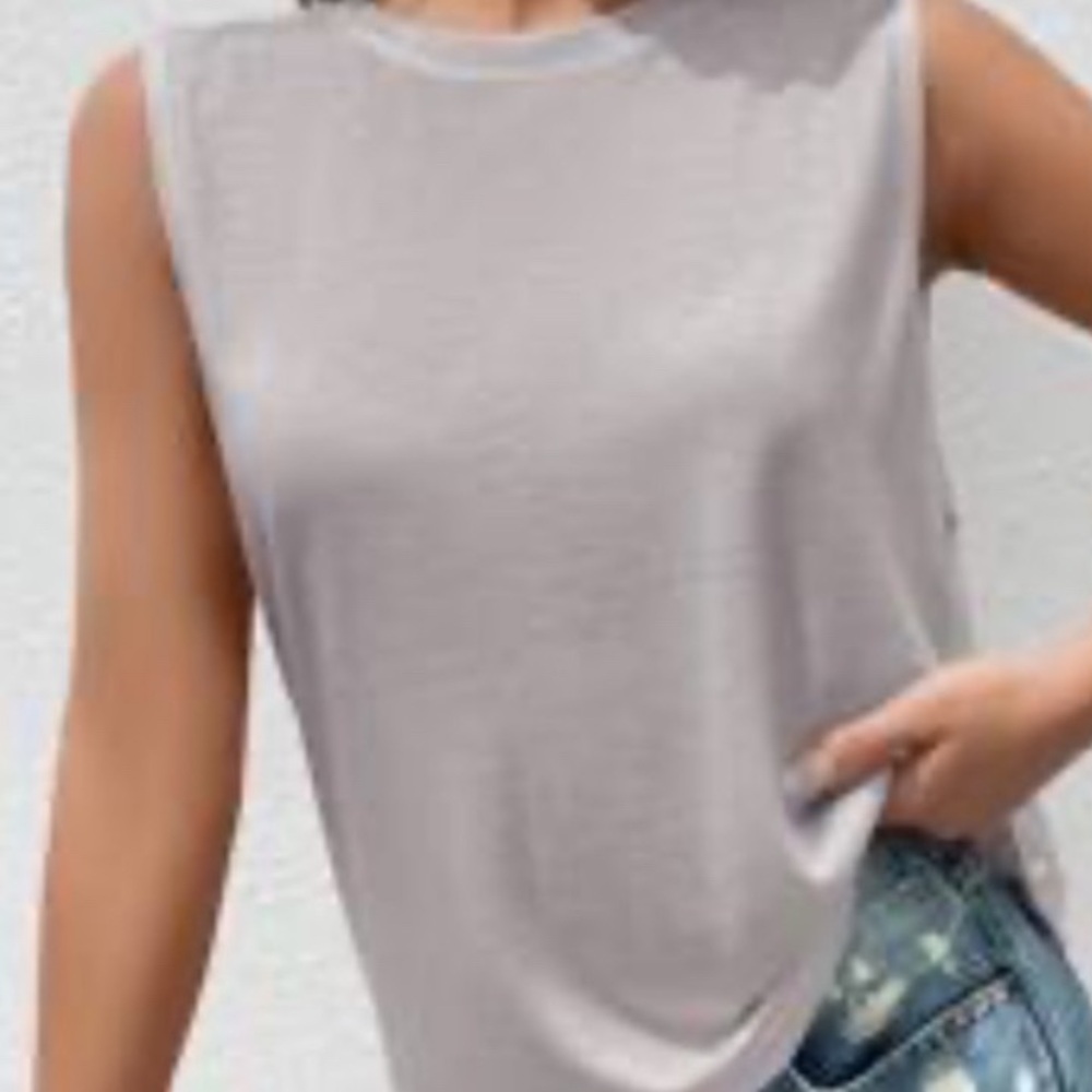 2 FOR 1  Print Skort &  sleeveless taupe shirt
